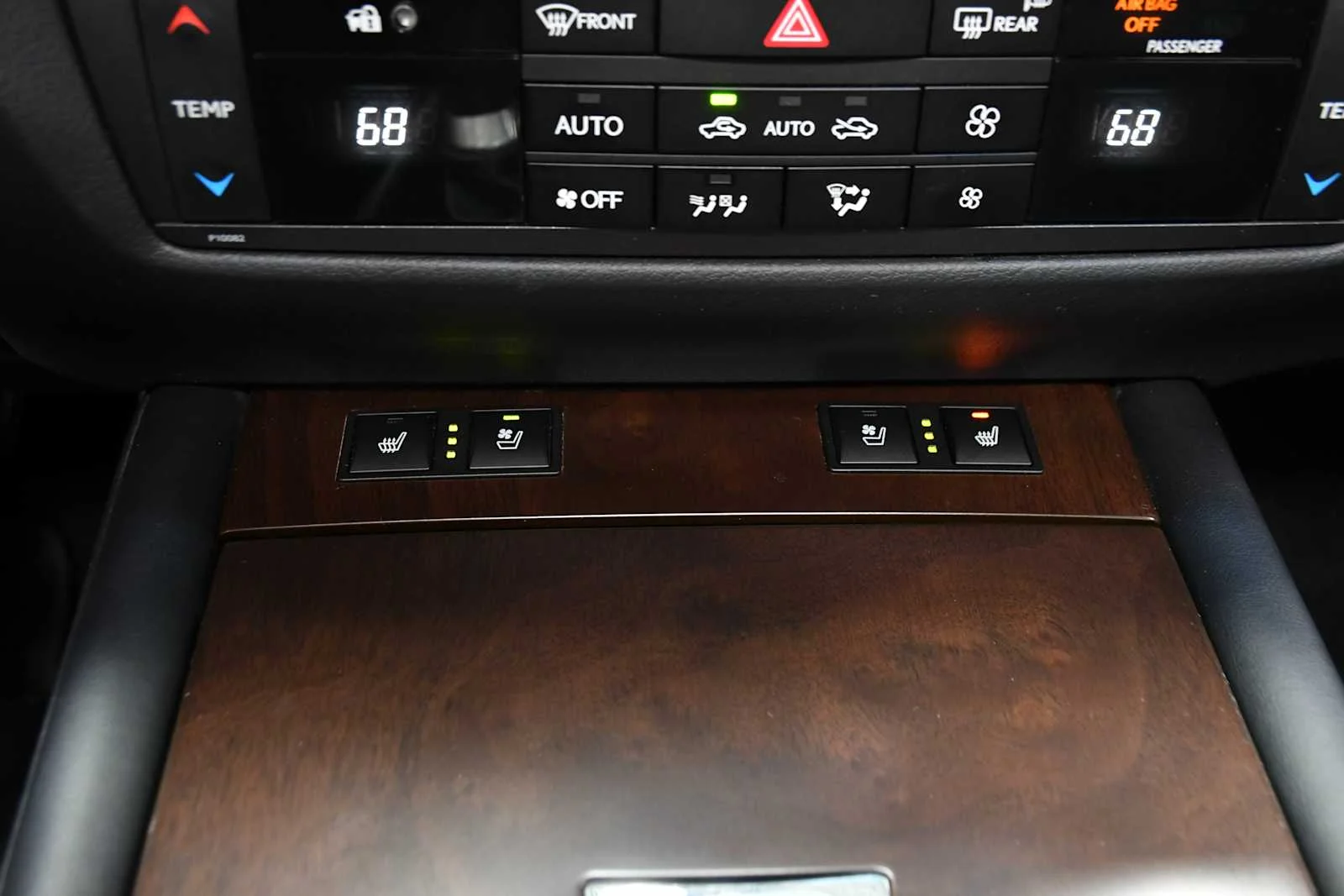 Used 2013 Nebula Gray Pearl Lexus  image 26