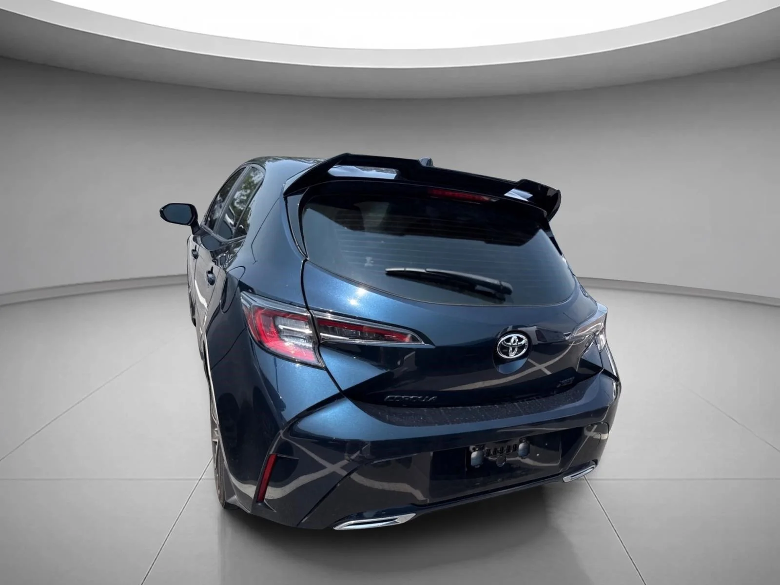 Used 2022 Galactic Aqua Mica TOYOTA XSE image 9