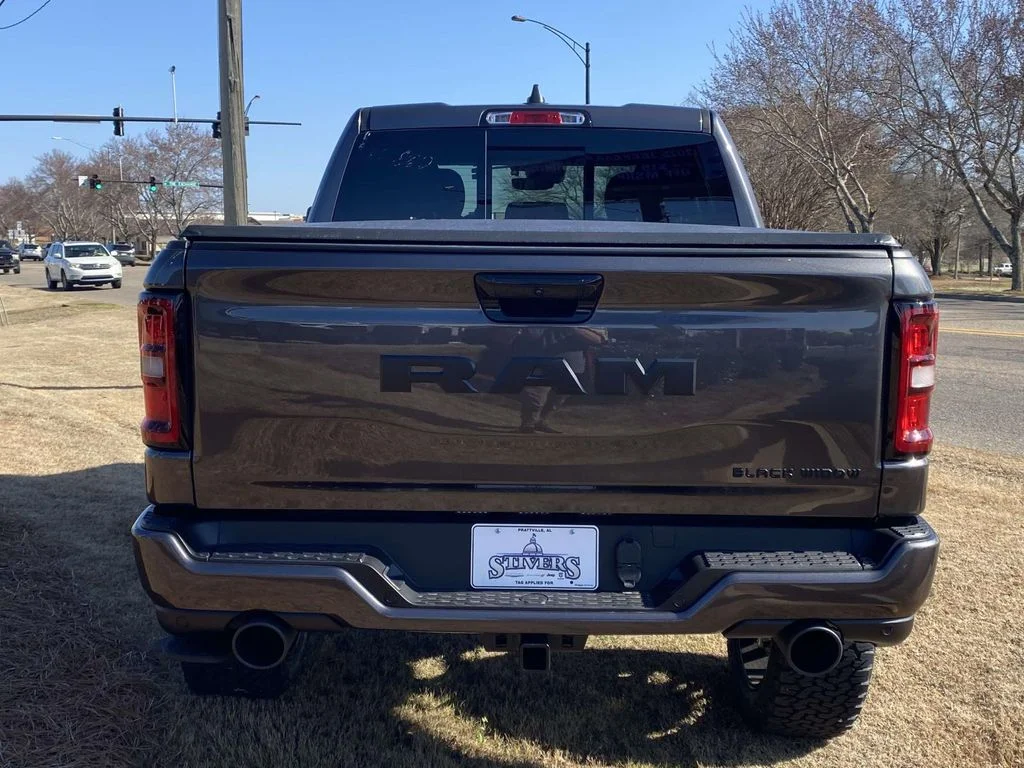 New 2026 Granite Crystal Metallic Clearcoat RAM Big Horn/Lone Star image 35