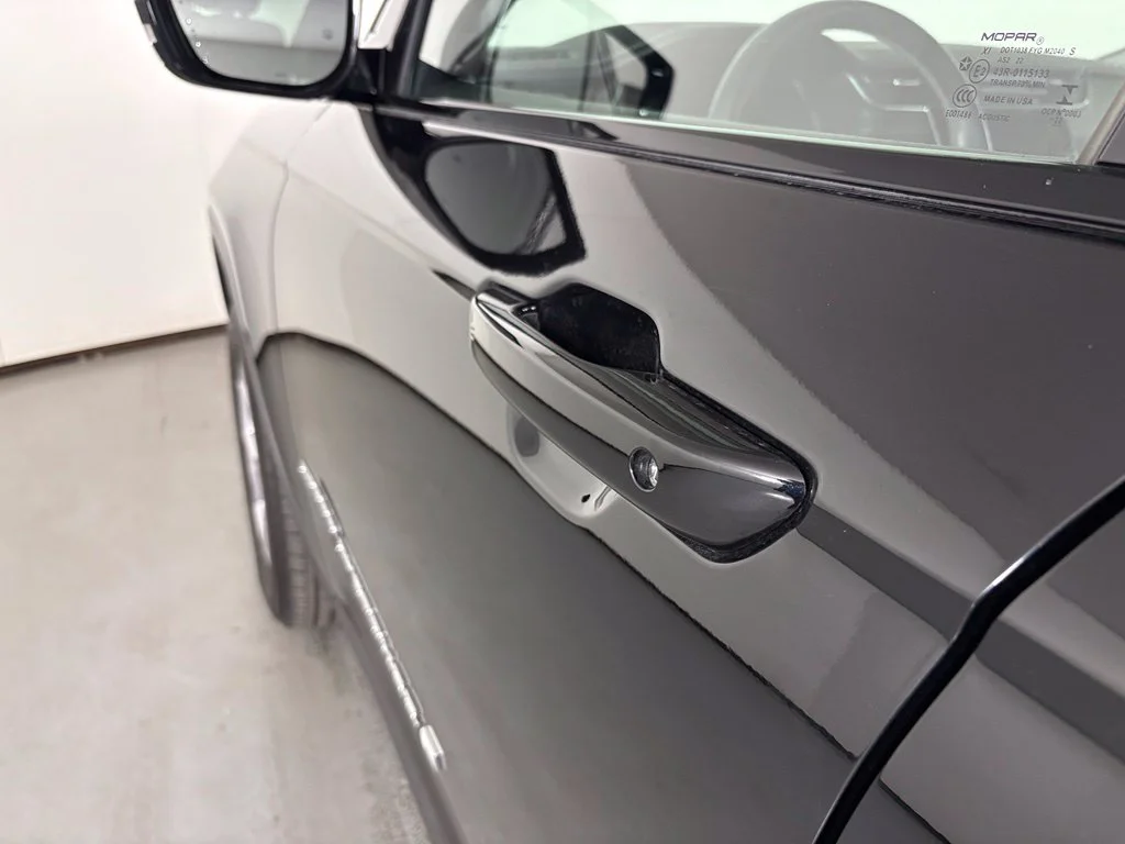 Used 2022 Black Jeep Limited image 11