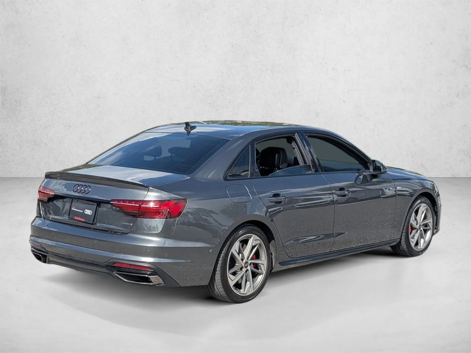 Used 2023 Daytona Gray Pearl Effect Audi S line Prestige image 5