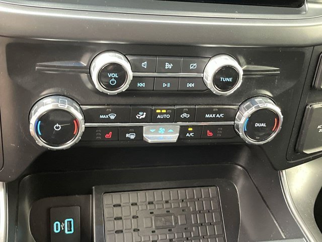 Used 2024 Avalanche Gray Ford XLT image 23