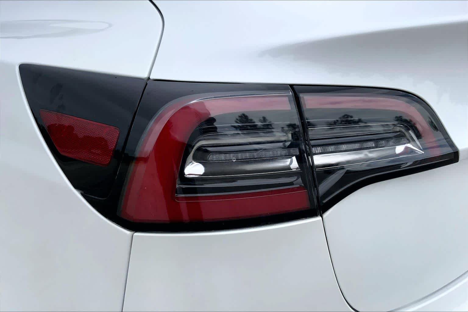 Used 2023 Pearl White Multi-Coat Tesla  image 26