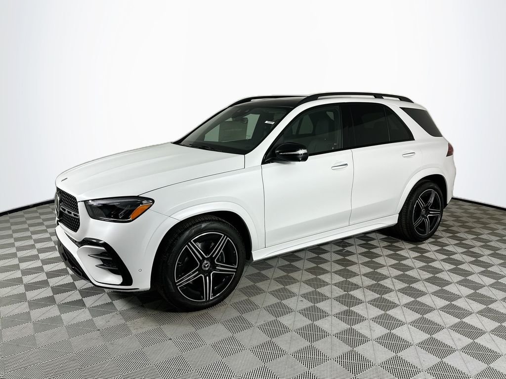New 2026 MANUFAKTUR Moonlight White Magno Mercedes-Benz GLE 450 image 3