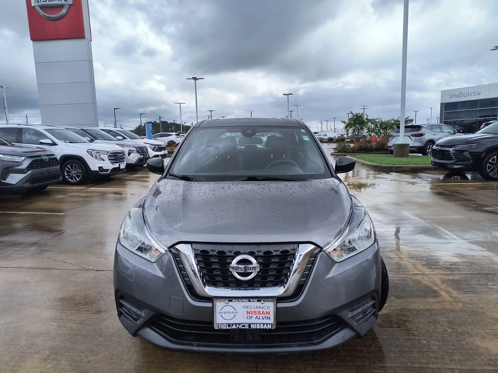 Used 2020 Nissan Kicks S with VIN 3N1CP5BV0LL544507 for sale in Friendswood, TX