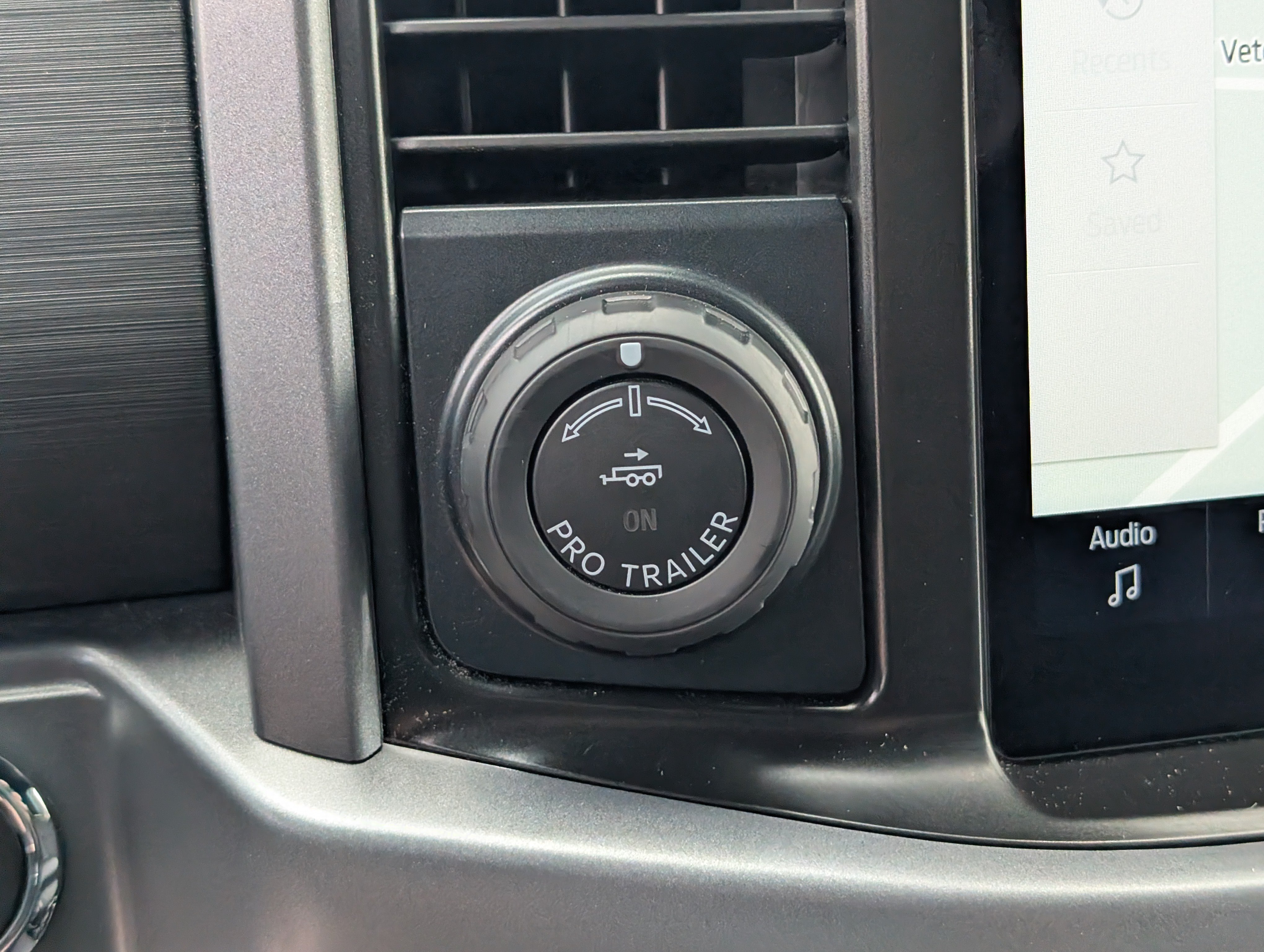 New 2026 Avalanche Ford XLT image 28
