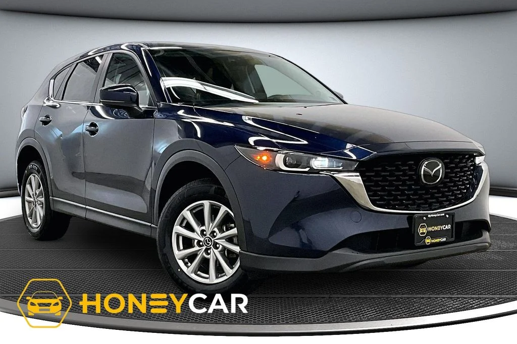 2023 Mazda CX-5 S Select Package Auto AWD's photo