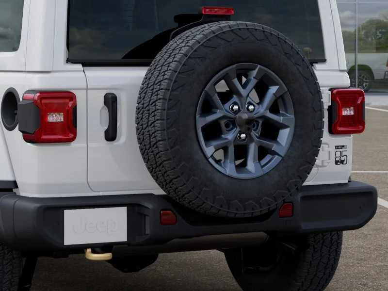 New 2026 Bright White Clear-Coat Exterior Paint Jeep 85th Anniversary Edition image 41