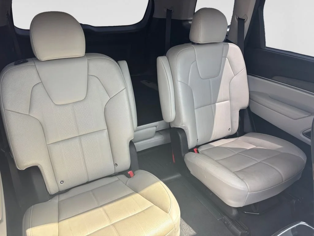 Used 2022 Purple Kia SX image 18