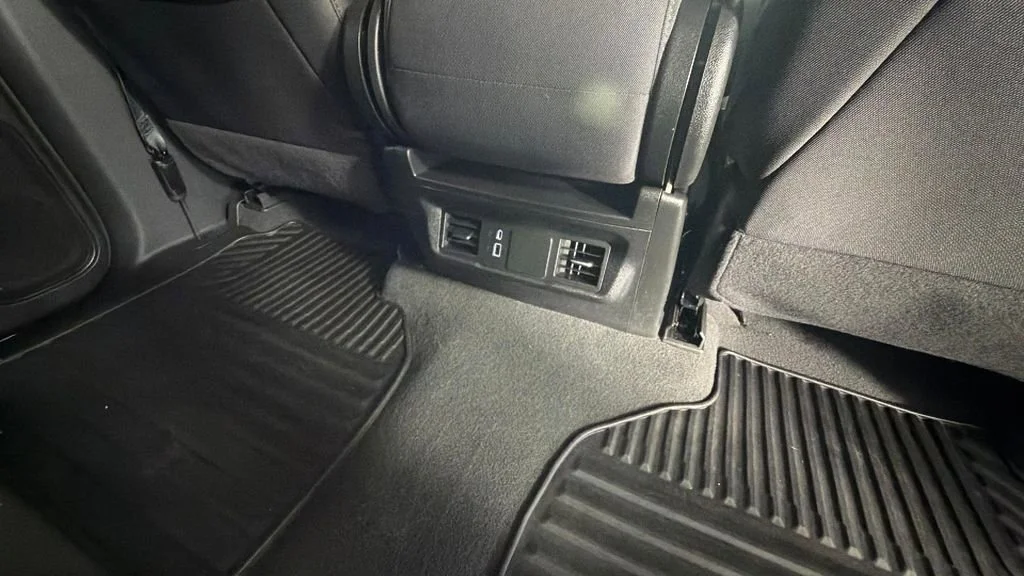 Used 2025 Slate Gray Metallic Chevrolet Custom image 28