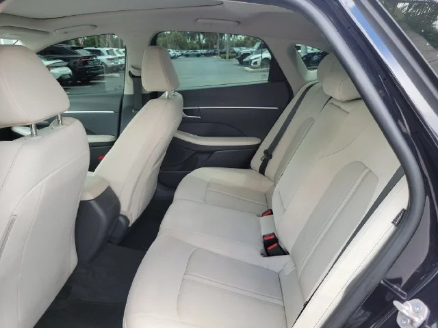 Used 2024 Blue Hyundai SEL image 12