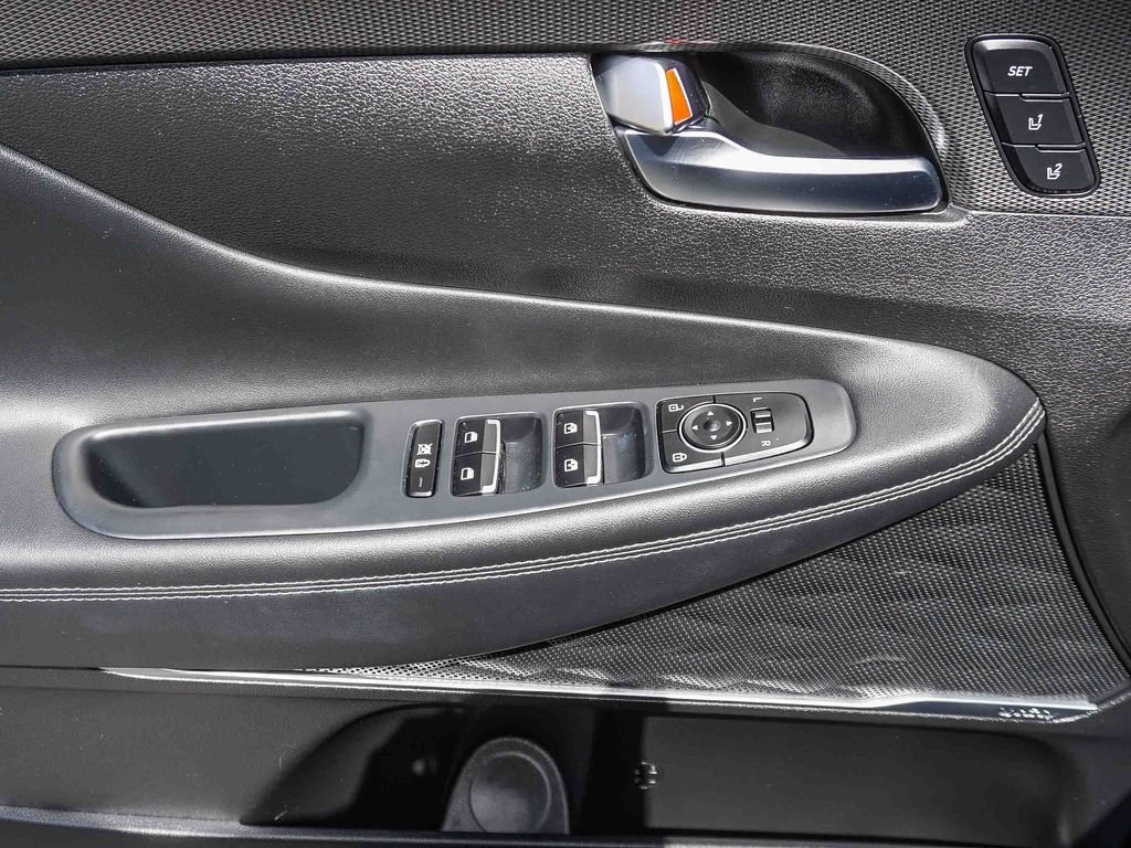 Used 2020 Blue Hyundai Limited image 18