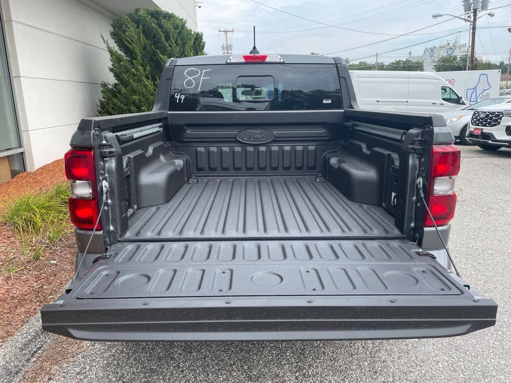 New 2026 CARBONIZED GRAY Ford Lobo High image 10