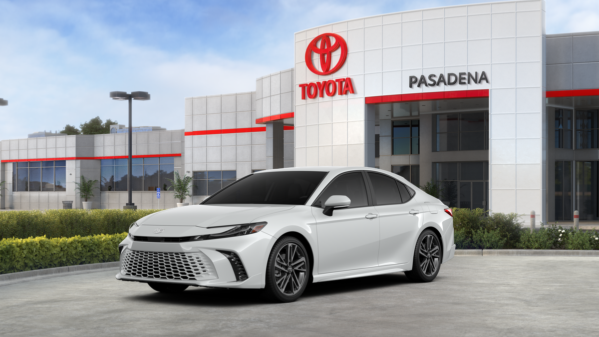 New 2026 Wind Chill Pearl Toyota XSE image 28