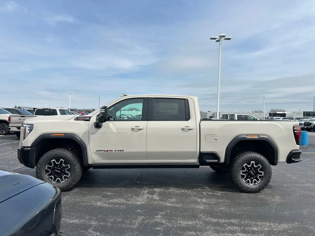 2026 GMC Sierra 2500HD AT4X - Photo 6