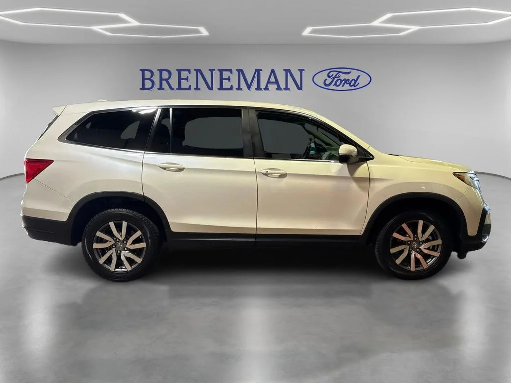 Certified Used 2019 White Diamond Pearl Honda EX image 5