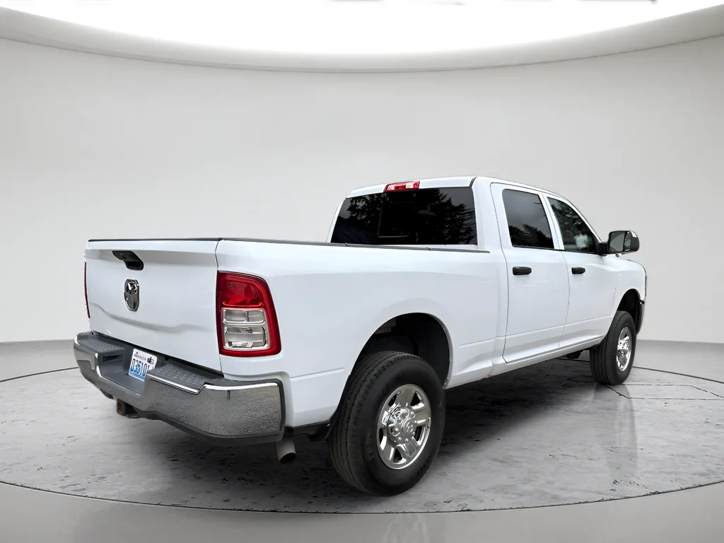 Used 2021 White Ram Tradesman image 2