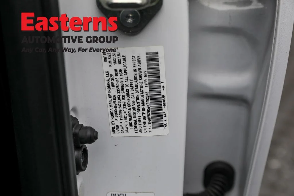Used 2019 White Honda EX image 33