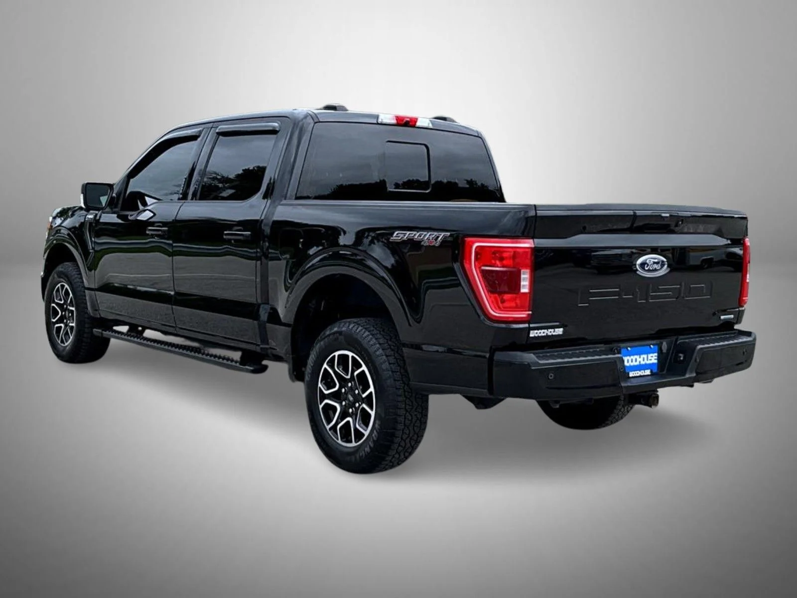 Used 2023 Black Ford XLT image 7