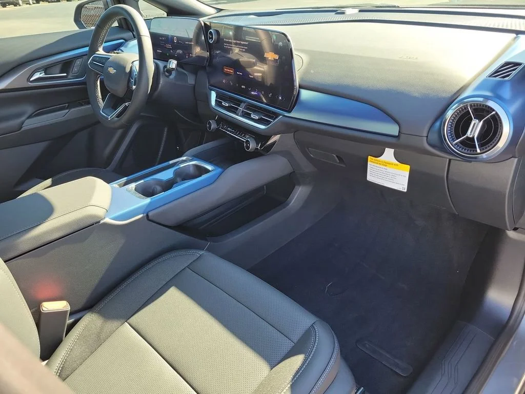New 2026 Sterling Gray Metallic Chevrolet LT image 28