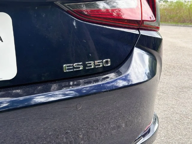 Certified Used 2022 Mica Lexus ES 350 image 11