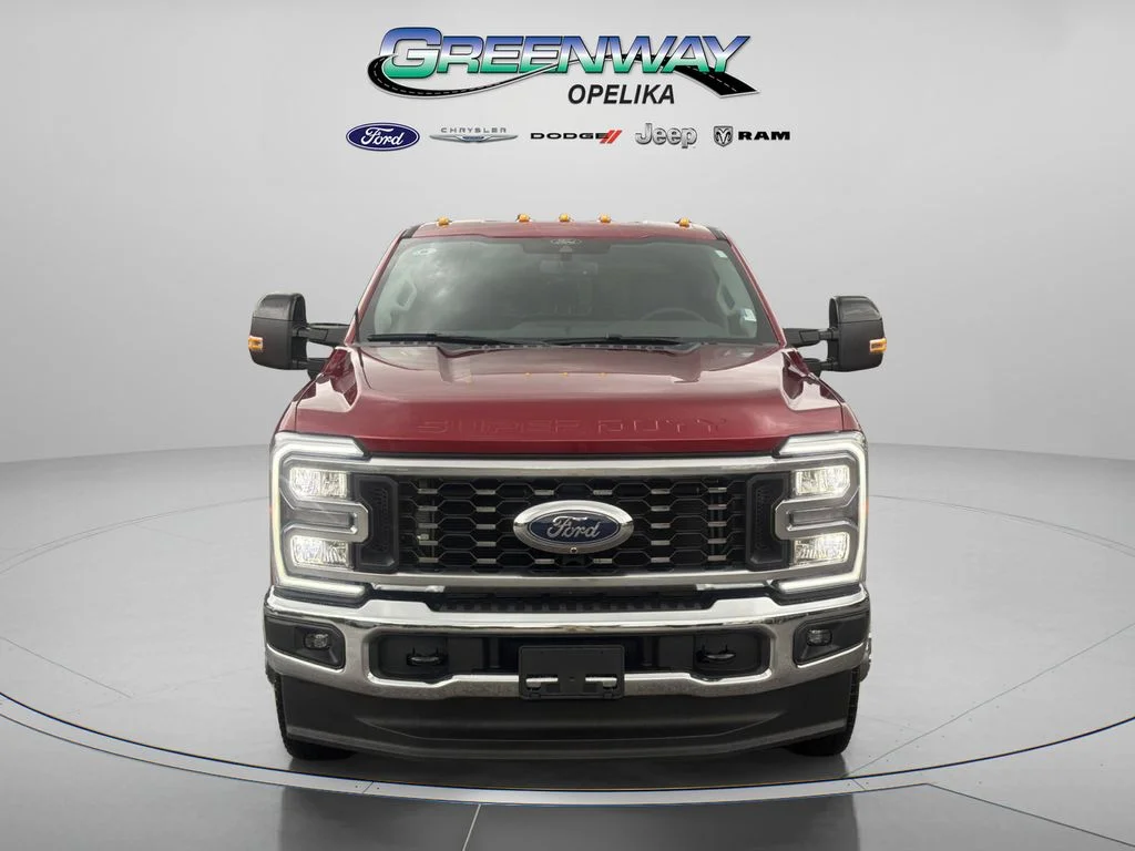 New 2026 Ruby Red Metallic Tinted Clearcoat Ford F-350® Lariat® image 32