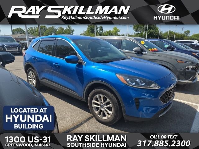 Used 2020 Blue Ford SE image 1