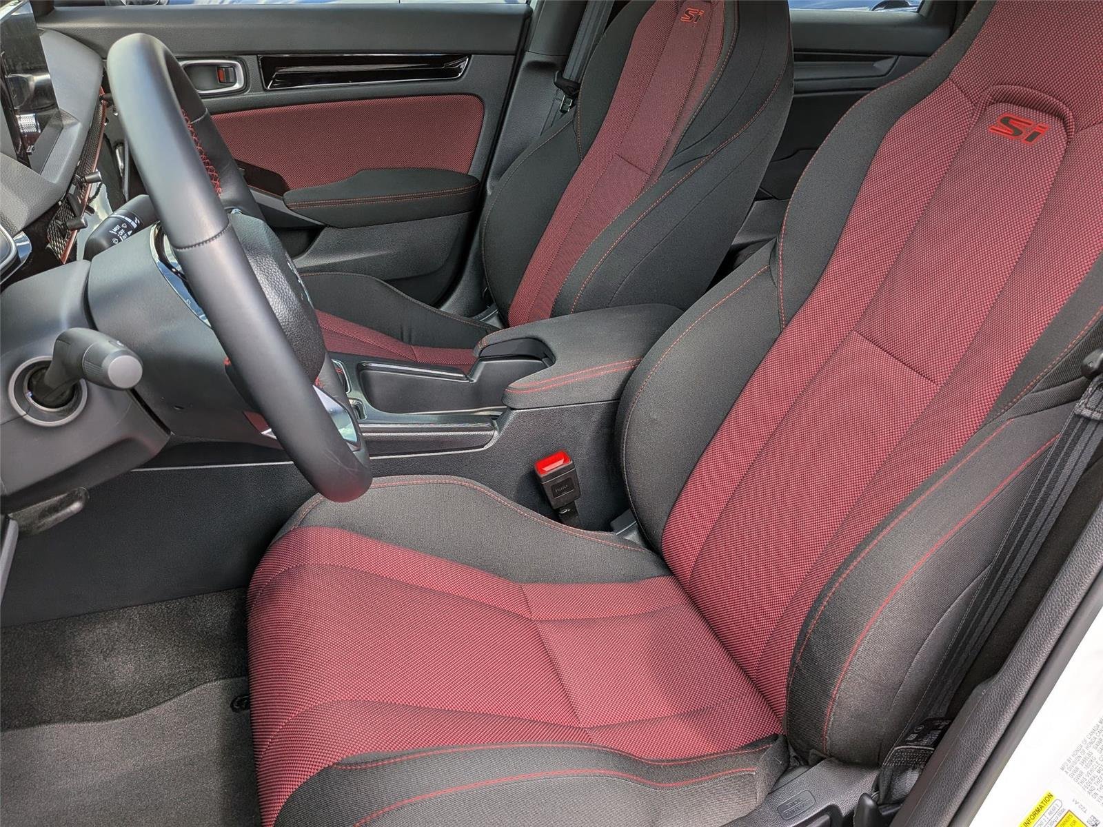 Used 2026 Platinum White Pearl Honda SI image 27