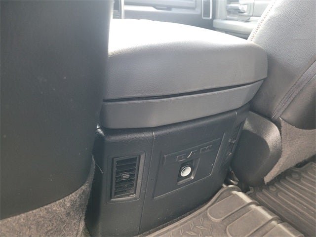 Used 2017 Brilliant Black Crystal Pearlcoat RAM Big Horn image 7