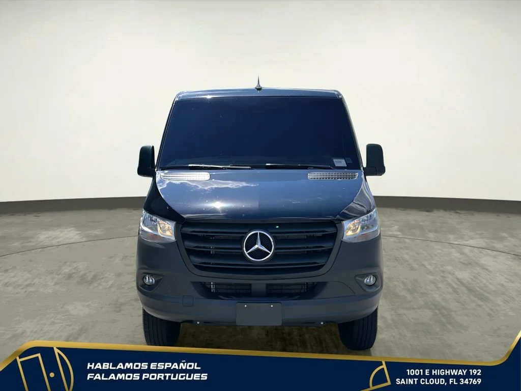 Used 2024 Black Mercedes-Benz Standard Roof 4-Cyl Diesel HO image 9