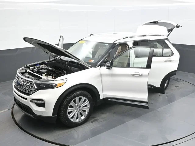 Used 2021 White Ford Limited image 28