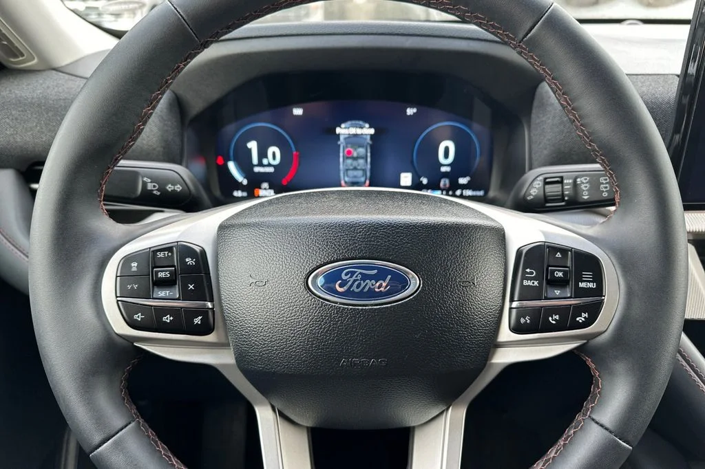 New 2026 Vapor Blue Ford Active image 23