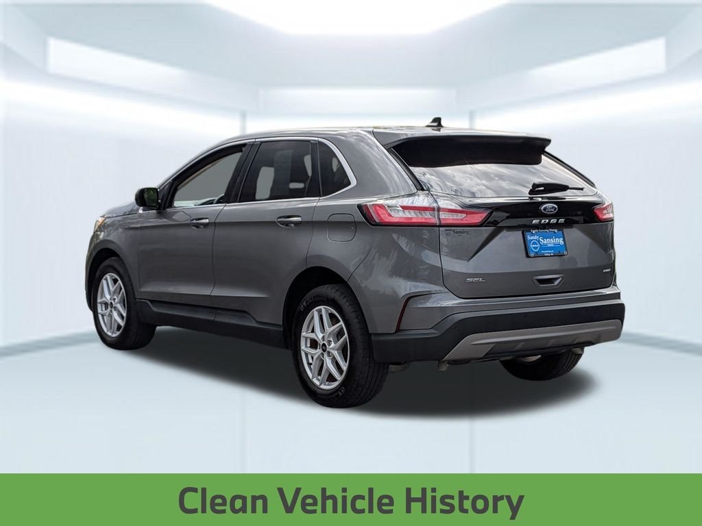 Used 2024 Gray Ford SEL image 5