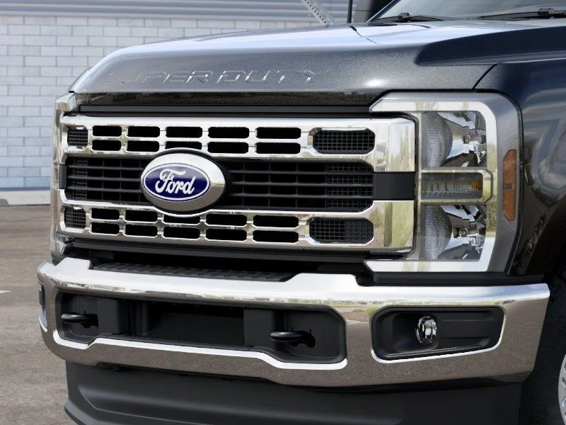 New 2027 Agate Black Metallic FORD F-350® XLT image 17