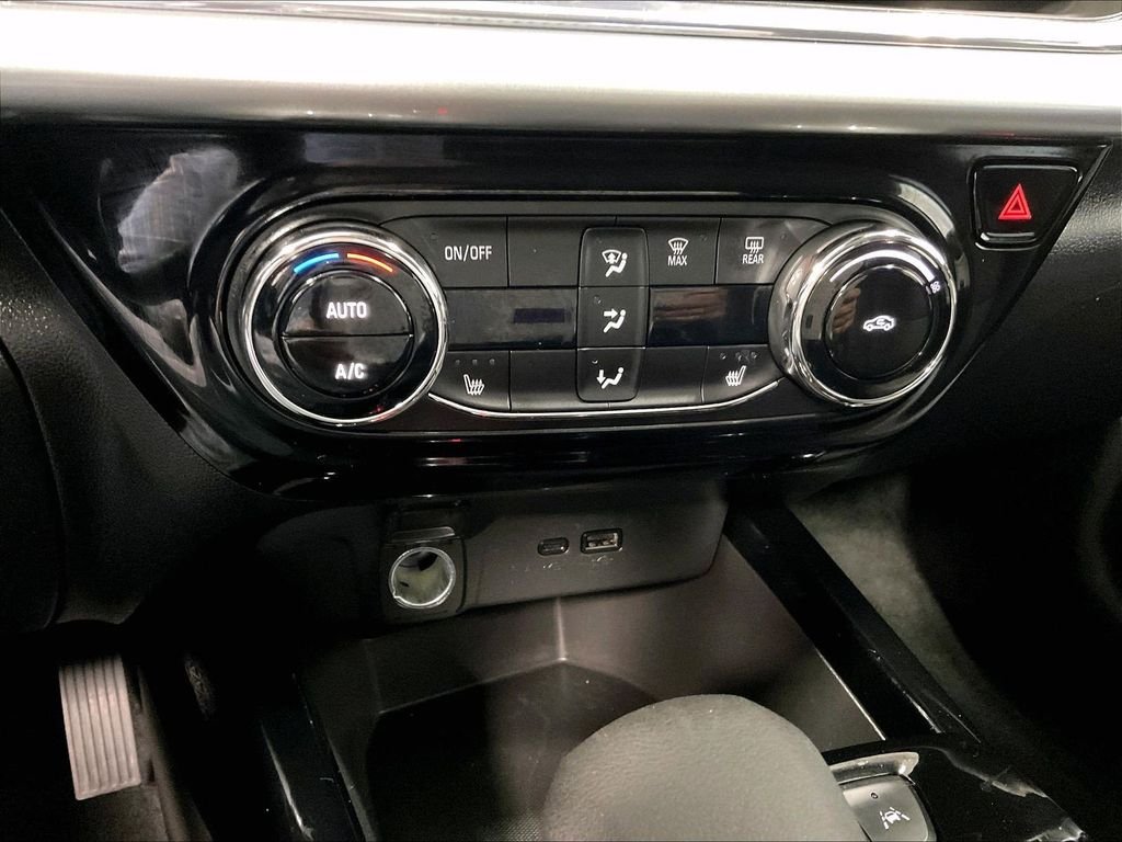Used 2025 Black Chevrolet LT image 25