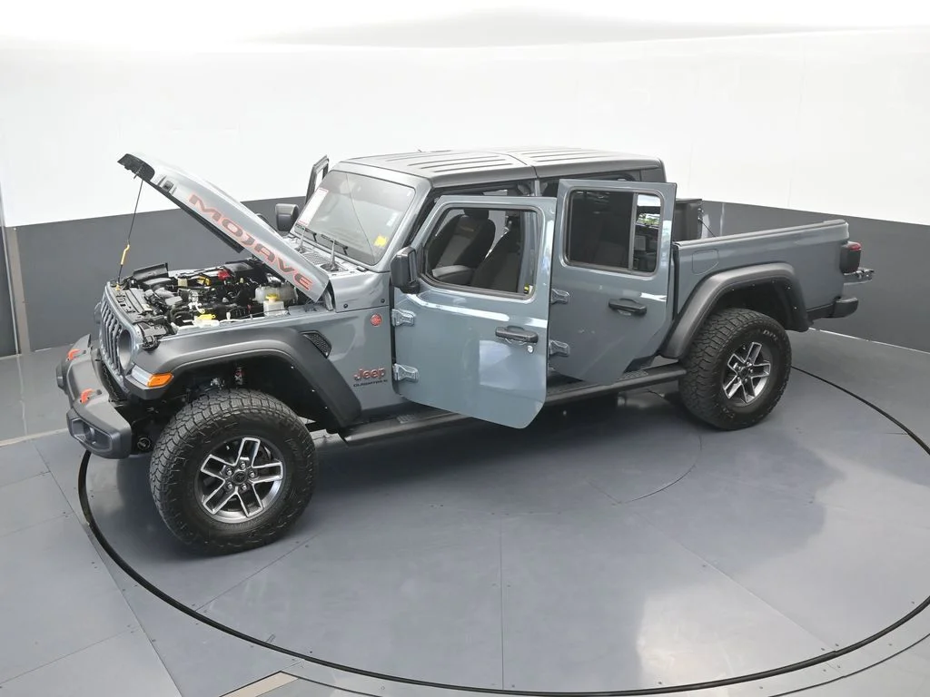 Used 2024 Anvil Clear Coat Jeep Mojave image 65