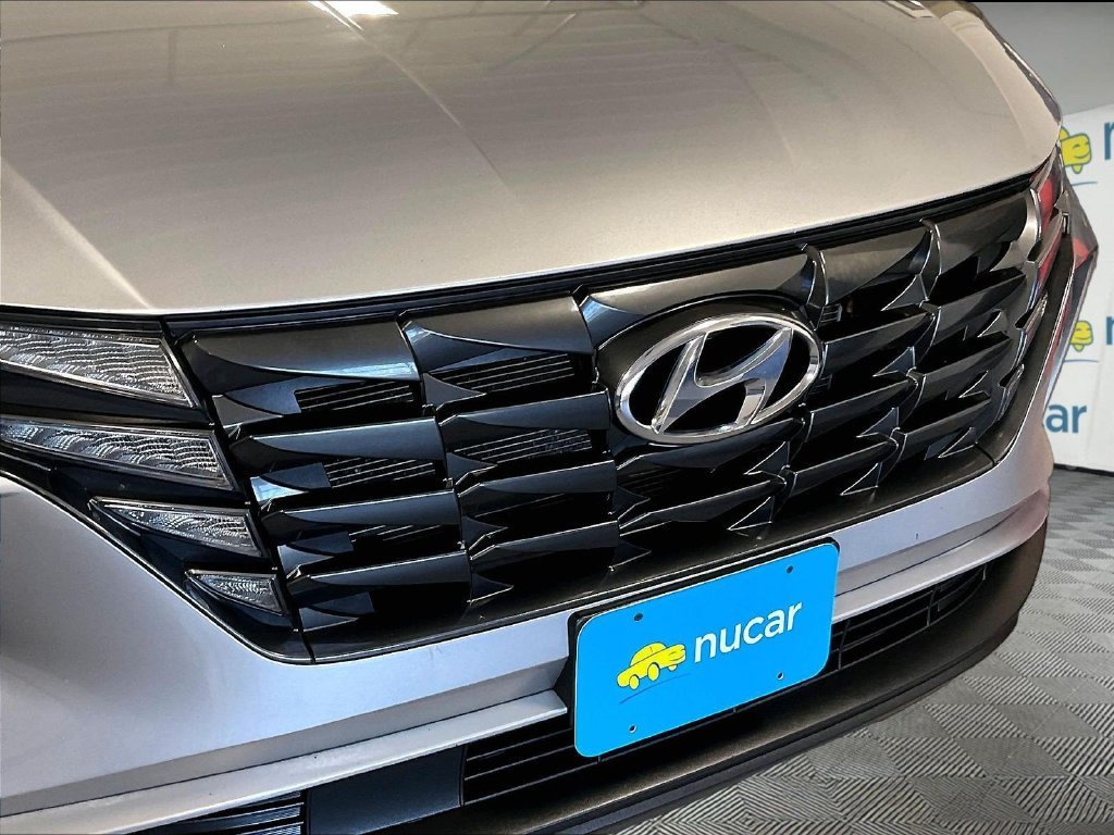 Used 2024 Silver Hyundai SEL image 31