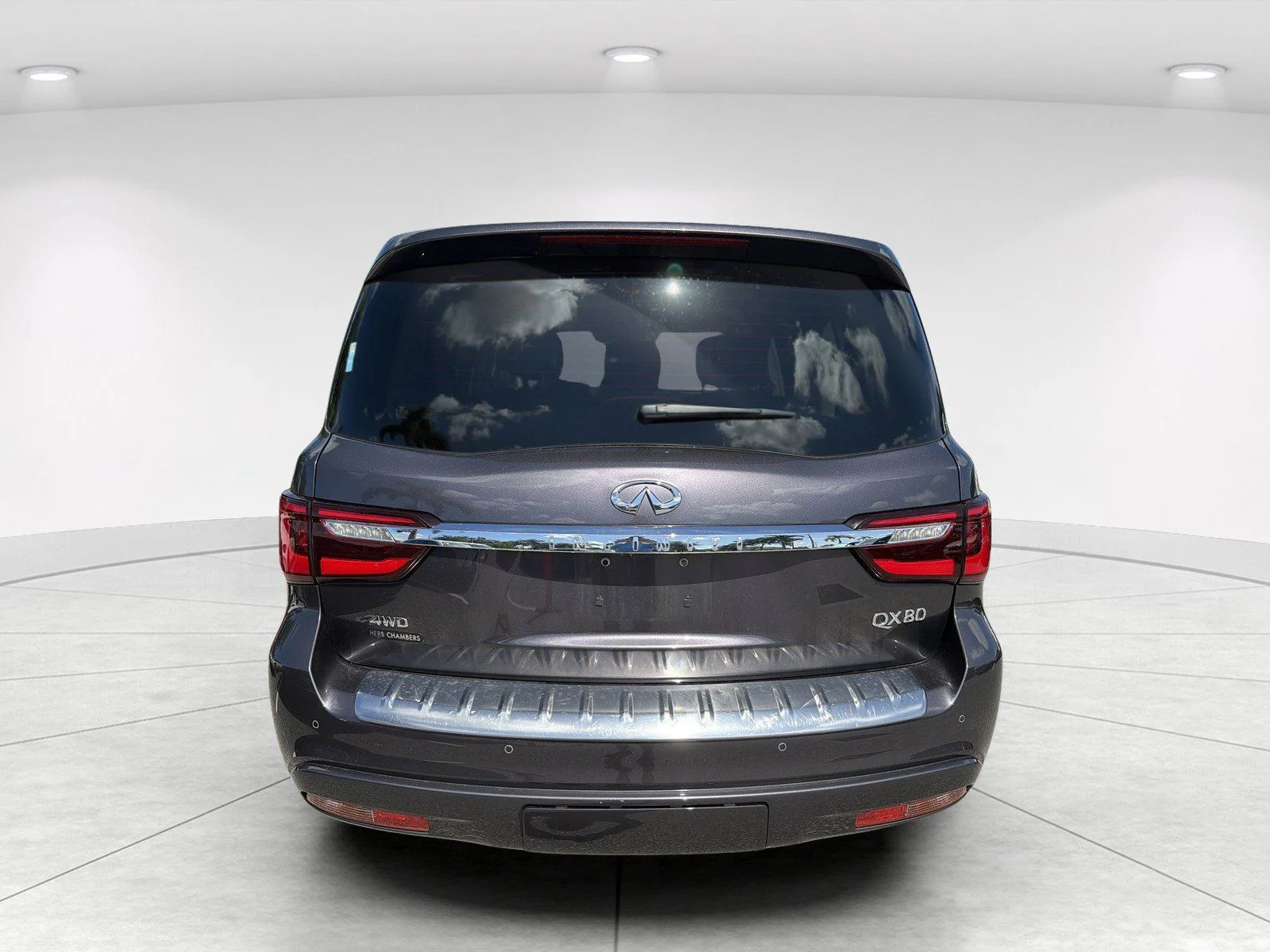 Used 2022 Gray INFINITI LUXE image 5