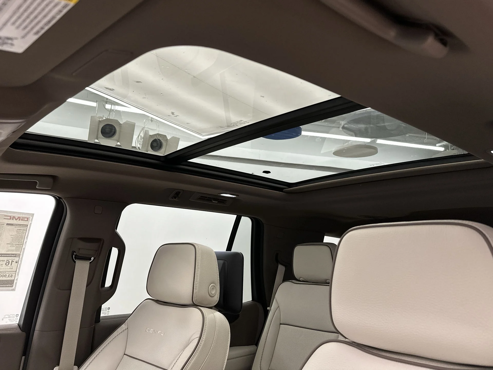2026 GMC Yukon Denali - Photo 77