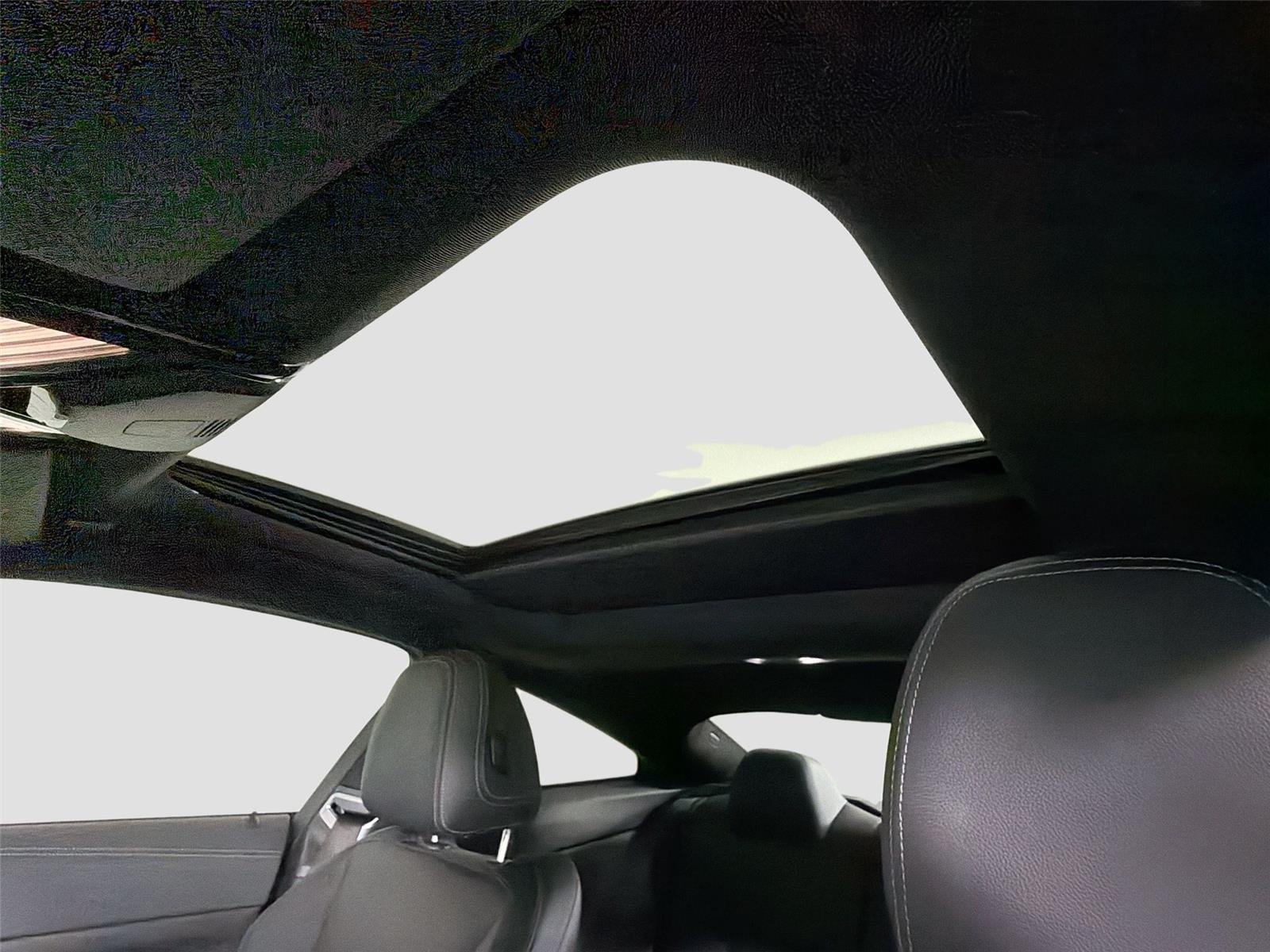 Used 2021 Black Sapphire Metallic BMW M440i xDrive image 23