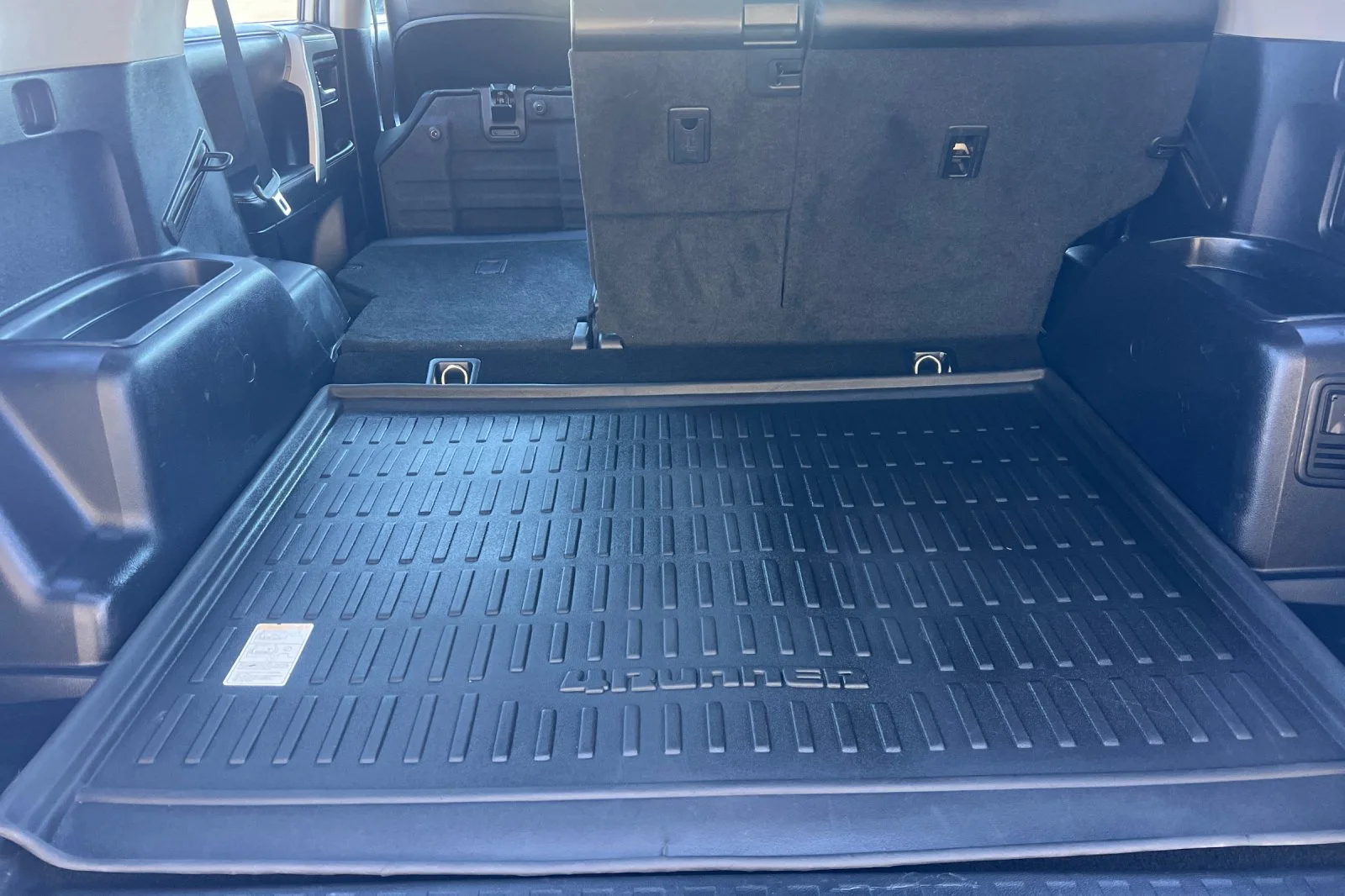 Used 2018 Super White Toyota SR5 Premium image 15