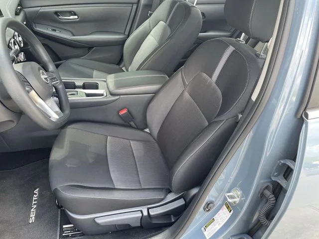 2025 Nissan Sentra SV - Photo 17