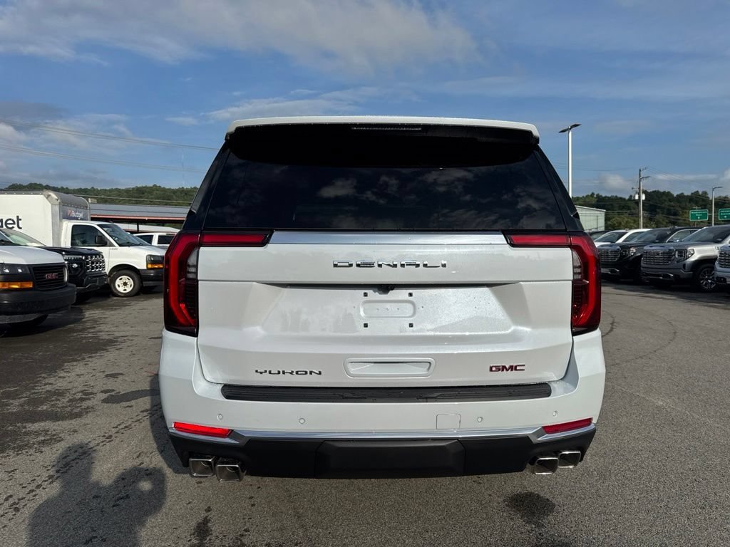 2026 GMC Yukon Denali - Photo 21