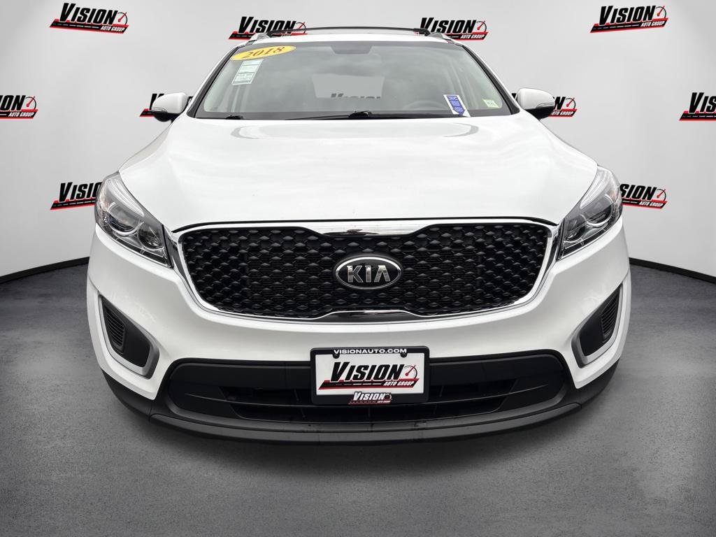 Used 2018 White Kia LX image 8
