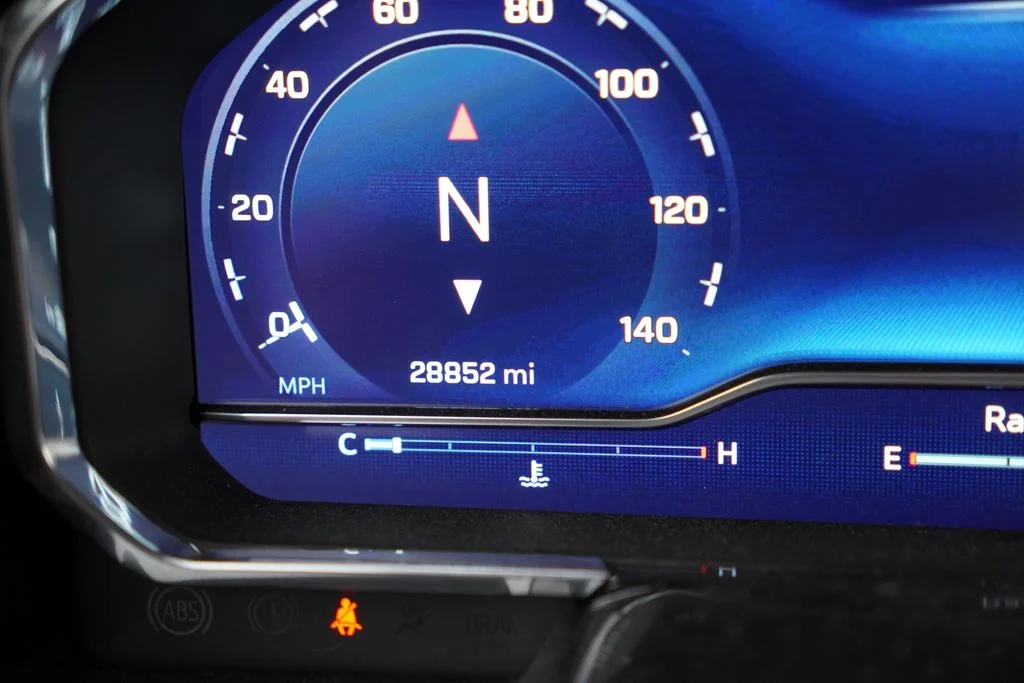 Used 2025 Lakeshore Blue Metallic Chevrolet LT image 7