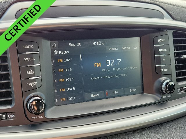 2019 Kia Sorento LX - Photo 14
