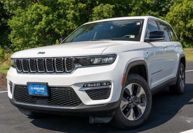 Used 2023 White Jeep 4xe image 1