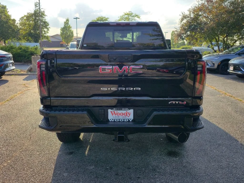 New 2026 Onyx Black GMC AT4 image 10