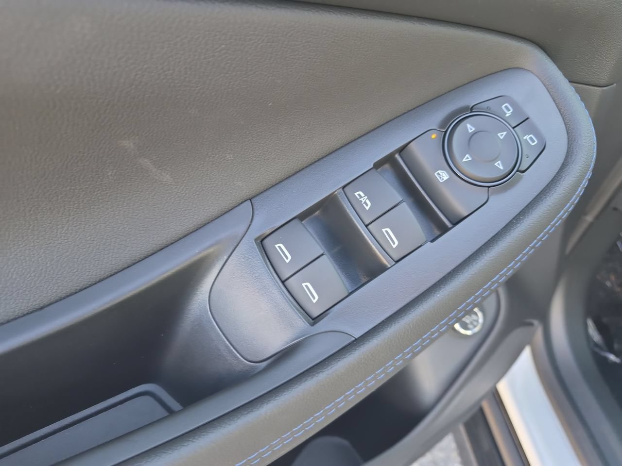 New 2026 Summit White Buick Sport Touring image 21