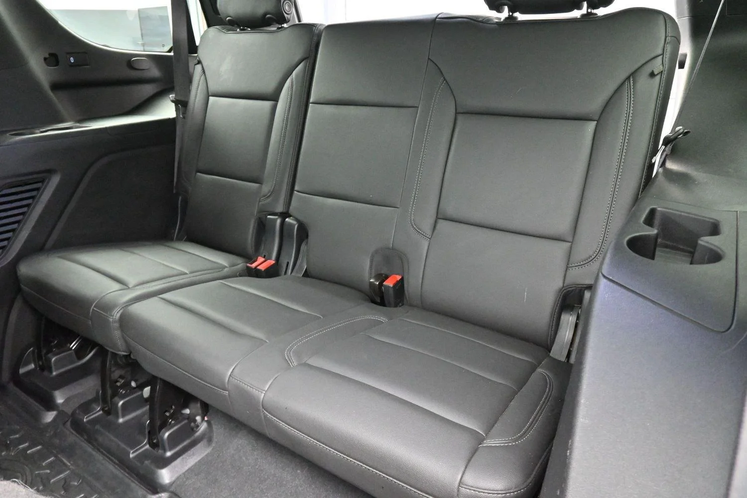 Used 2024 Black Chevrolet Z71 image 34